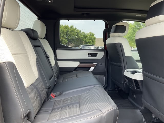 Thumbnail: 2023 Toyota Tundra - 10