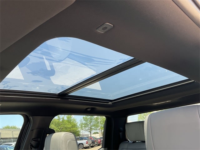 Thumbnail: 2025 Toyota Tundra - 25