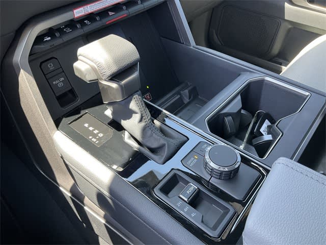 Thumbnail: 2025 Toyota Tundra - 14