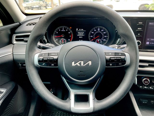 Thumbnail: 2023 Kia K5 - 12