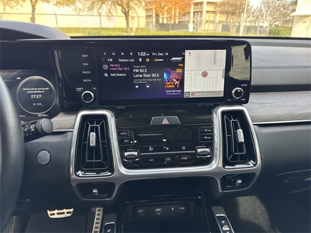 Thumbnail: 2022 Kia Sorento - 12