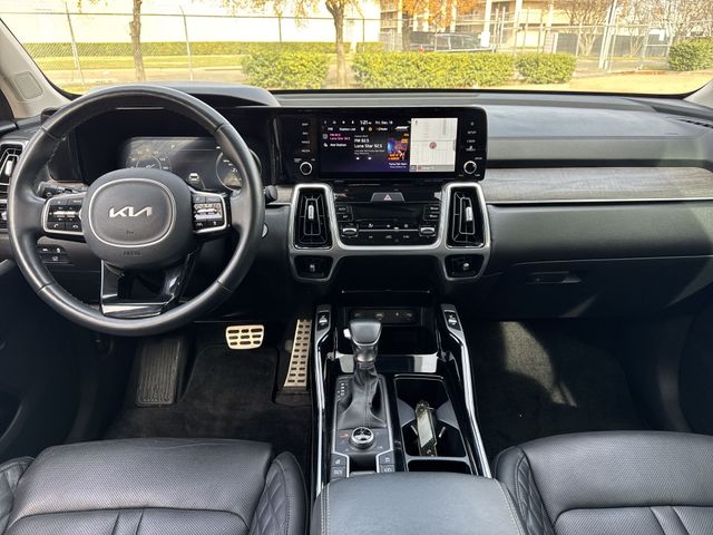 Thumbnail: 2022 Kia Sorento - 7