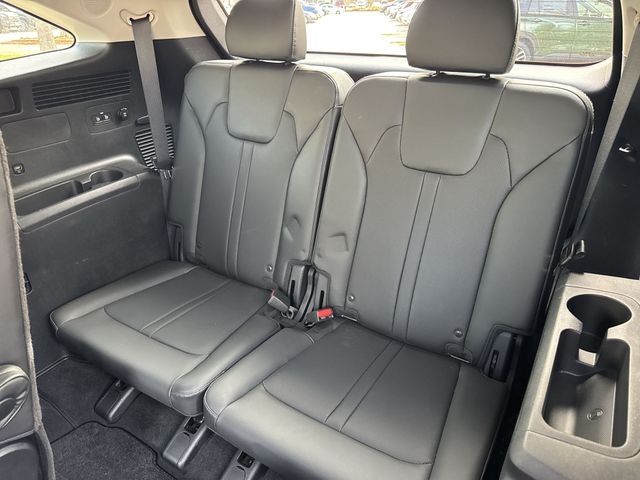 Thumbnail: 2022 Kia Sorento - 10