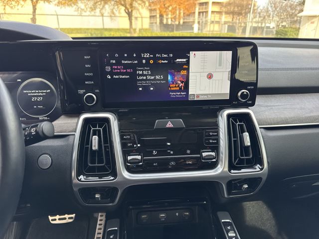 Thumbnail: 2022 Kia Sorento - 12