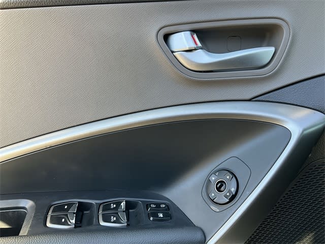 Thumbnail: 2018 Hyundai Santa Fe - 23