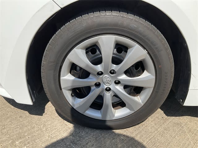 2023 Toyota Corolla LE 5