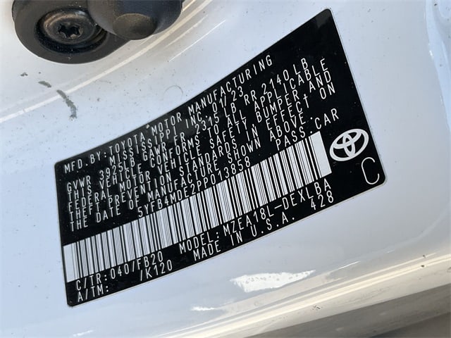 2023 Toyota Corolla LE 15