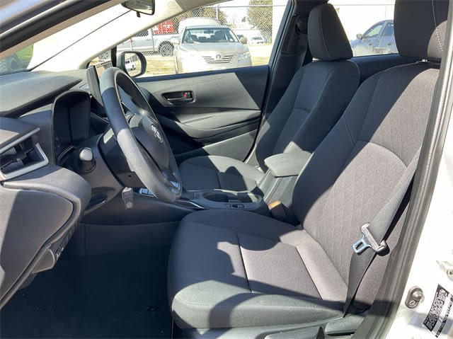 2023 Toyota Corolla LE 8
