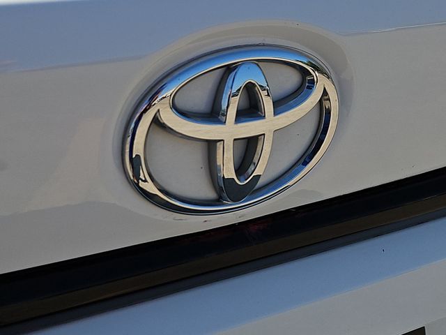 Thumbnail: 2023 Toyota Corolla - 6