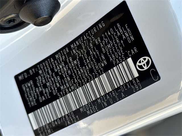 Thumbnail: 2025 Toyota Corolla - 17