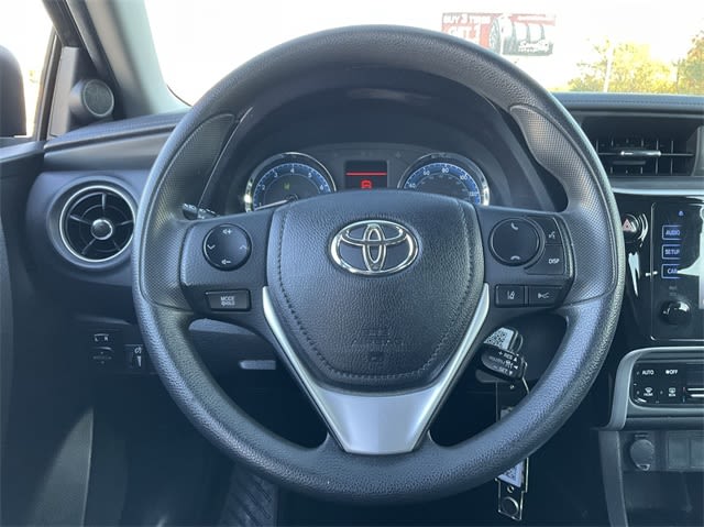 2019 Toyota Corolla LE 10