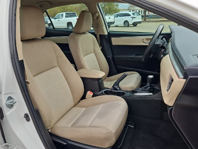 Thumbnail: 2016 Toyota Corolla - 10