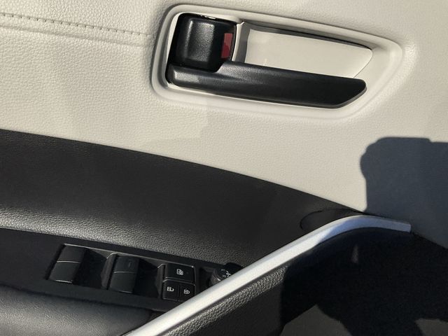 Thumbnail: 2026 Toyota Corolla Cross - 22