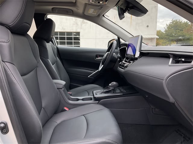 Thumbnail: 2026 Toyota Corolla Cross - 10