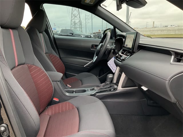 Thumbnail: 2025 Toyota Corolla Cross - 23