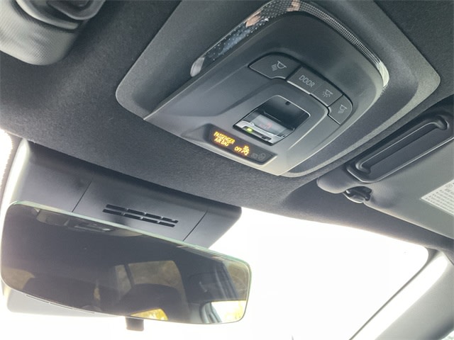 Thumbnail: 2025 Toyota Corolla Cross - 27