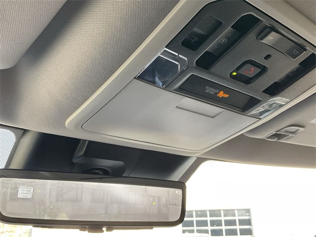 Thumbnail: 2023 Toyota Sequoia - 20