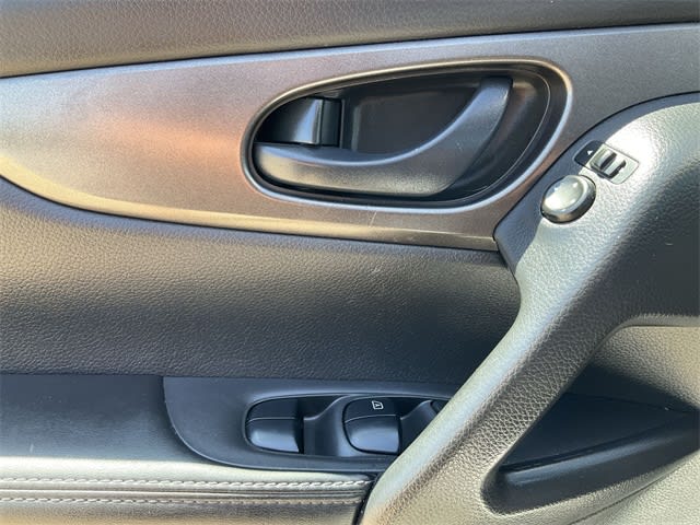 Thumbnail: 2019 Nissan Rogue Sport - 23