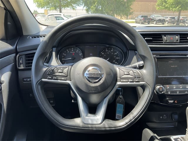 Thumbnail: 2019 Nissan Rogue Sport - 12