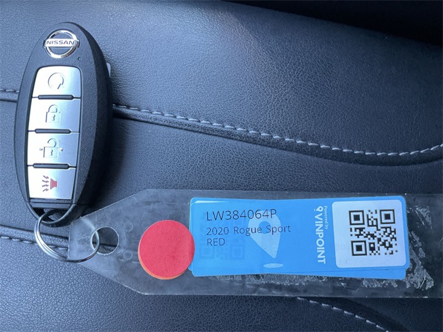 Thumbnail: 2020 Nissan Rogue Sport - 16