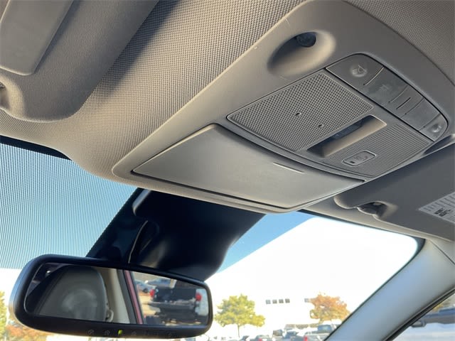 Thumbnail: 2020 Nissan Rogue Sport - 28