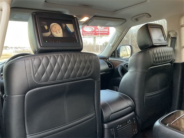 Thumbnail: 2018 INFINITI QX80 - 9