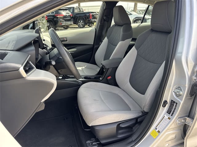 2022 Toyota Corolla LE 8