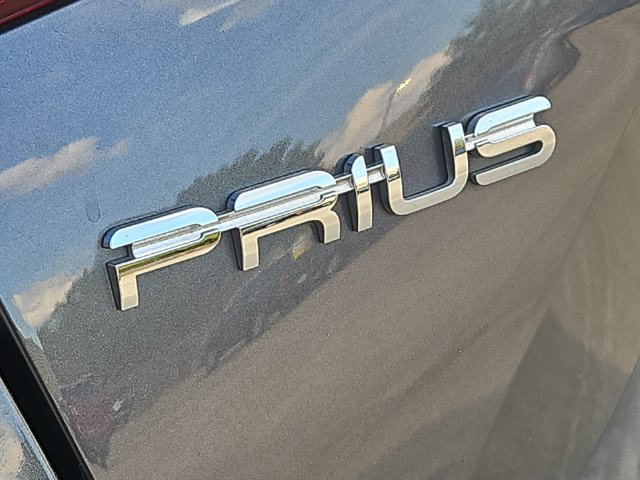 Thumbnail: 2022 Toyota Prius - 7