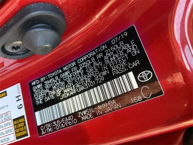 Thumbnail: 2019 Toyota Prius - 17