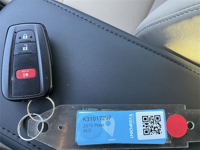 Thumbnail: 2019 Toyota Prius - 27