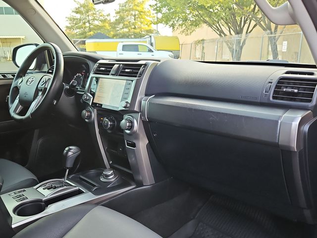 Thumbnail: 2020 Toyota 4Runner - 8