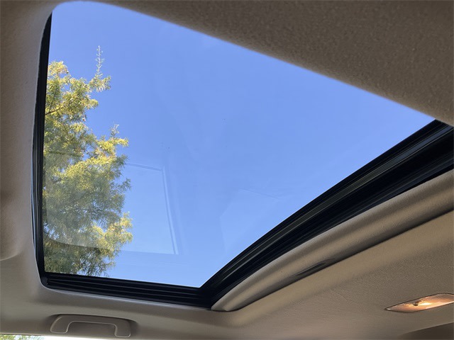 Thumbnail: 2016 Toyota 4Runner - 24