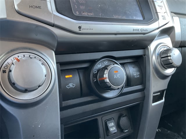 Thumbnail: 2016 Toyota 4Runner - 27