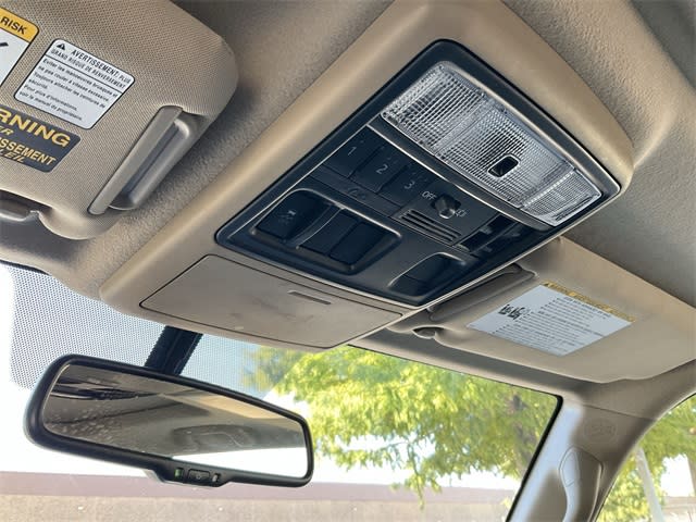 Thumbnail: 2016 Toyota 4Runner - 28