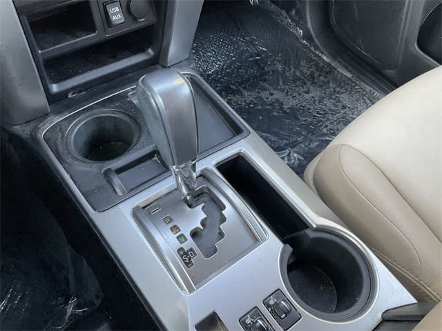 Thumbnail: 2016 Toyota 4Runner - 13