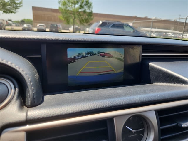 2016 Lexus IS 300 26