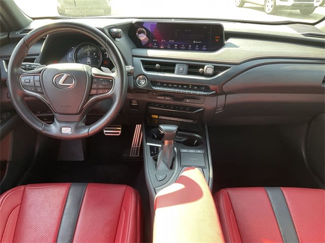 2021 Lexus UX 200 8
