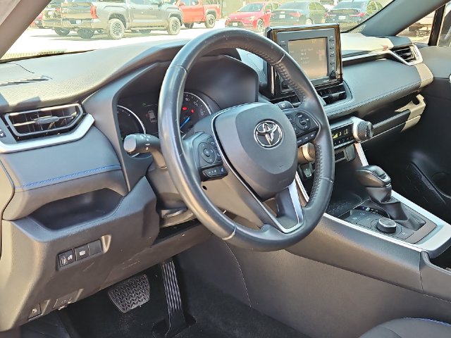 Thumbnail: 2022 Toyota RAV4 - 2