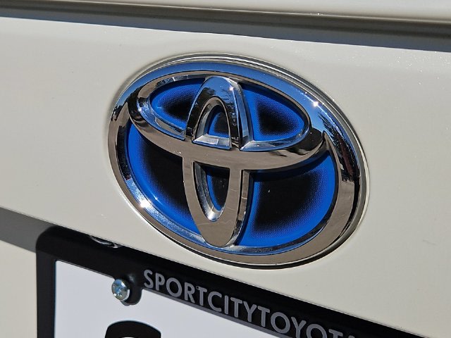 Thumbnail: 2022 Toyota RAV4 - 25