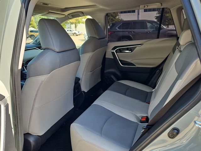 Thumbnail: 2019 Toyota RAV4 - 13