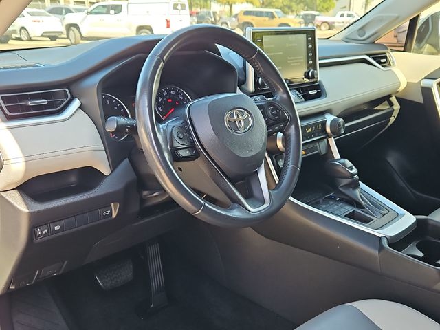 Thumbnail: 2019 Toyota RAV4 - 2