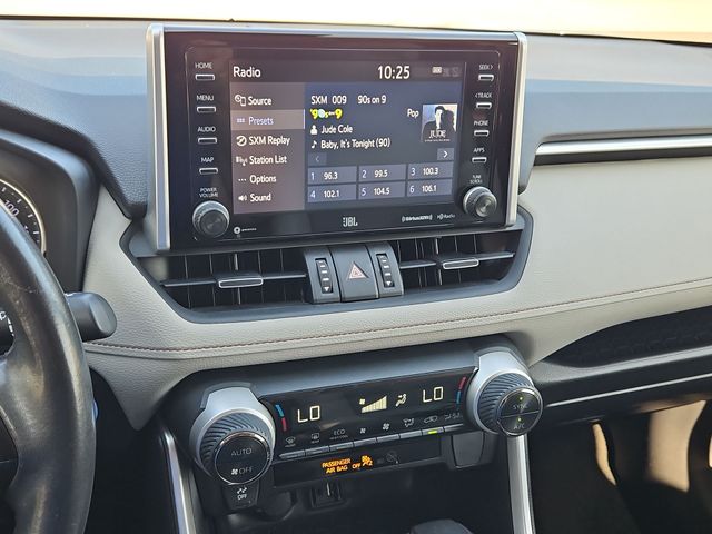 Thumbnail: 2019 Toyota RAV4 - 15