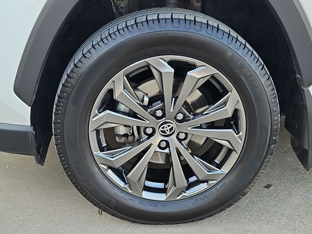 Thumbnail: 2024 Toyota RAV4 - 7