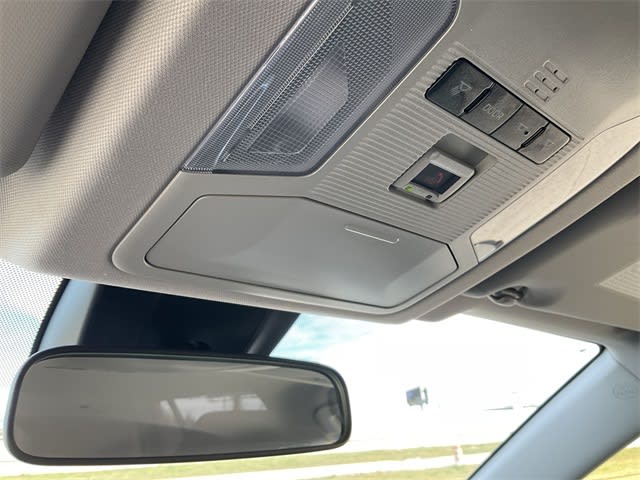 Thumbnail: 2025 Toyota RAV4 - 28