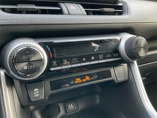 Thumbnail: 2025 Toyota RAV4 - 27