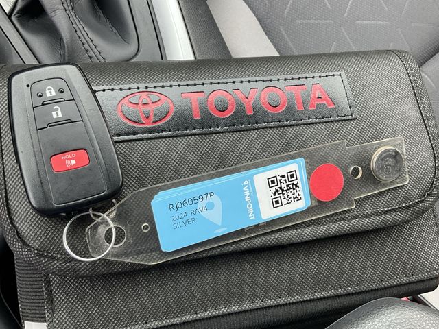 Thumbnail: 2024 Toyota RAV4 - 15