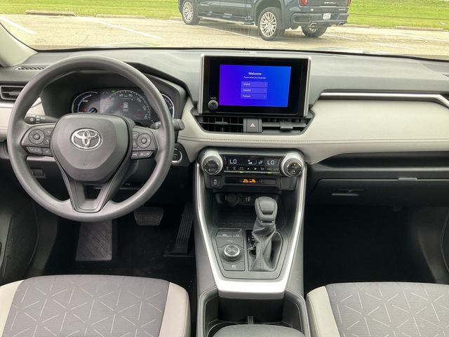 Thumbnail: 2024 Toyota RAV4 - 6