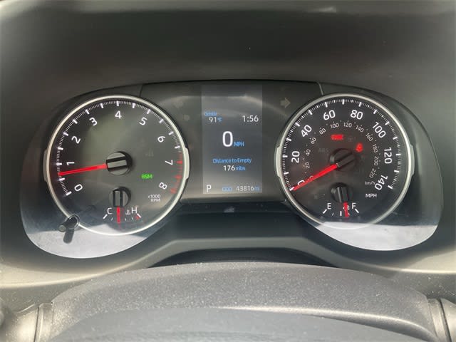 2021 Toyota RAV4 XLE 14