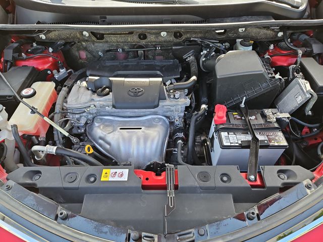 Thumbnail: 2017 Toyota RAV4 - 8