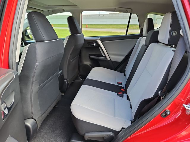 Thumbnail: 2017 Toyota RAV4 - 12